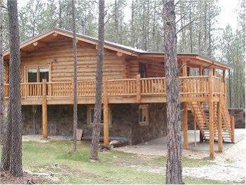 Trails End Lodge Къстър Екстериор снимка